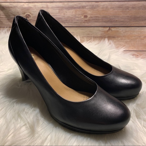 clarks chorus chic pump